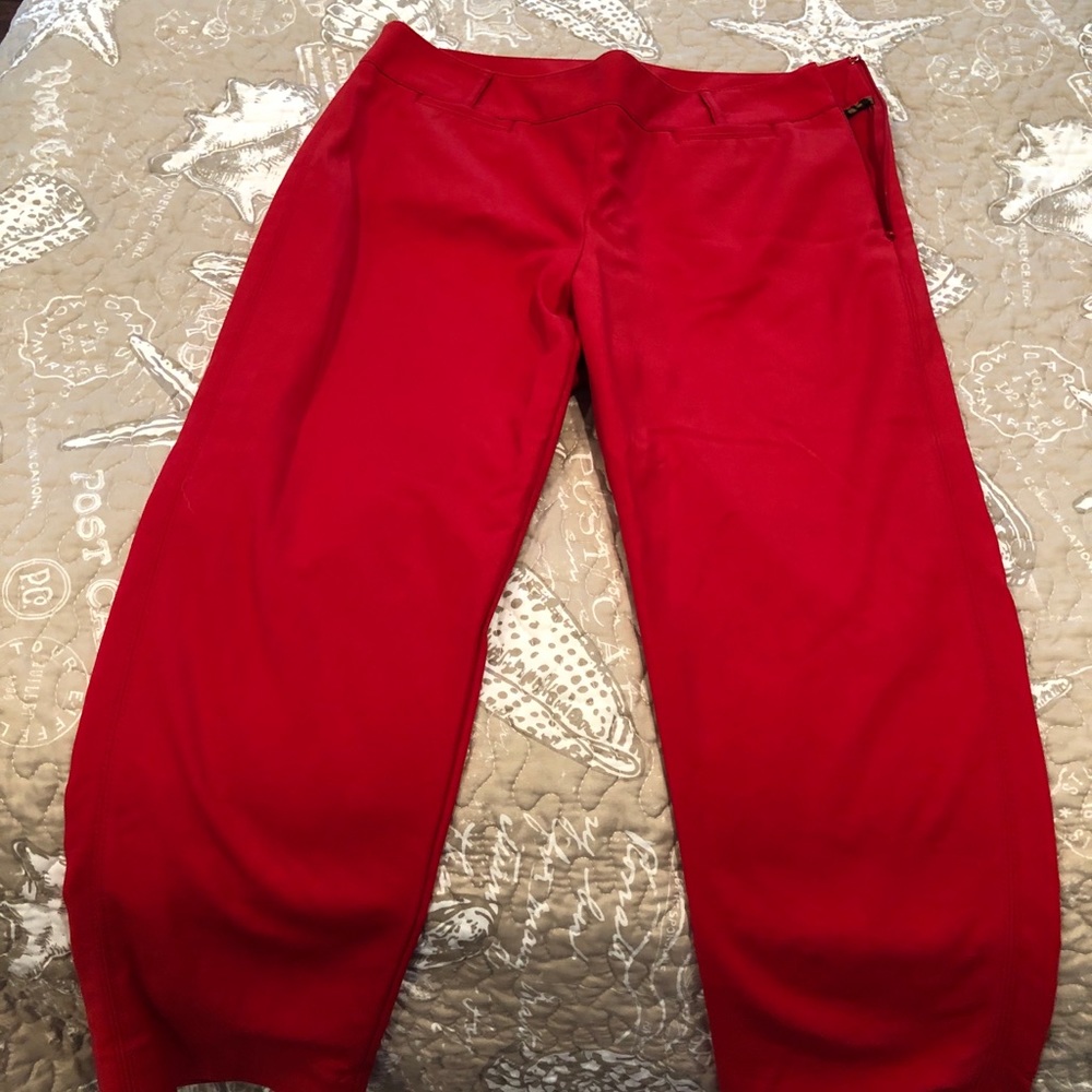 White House Black Market Capris in red